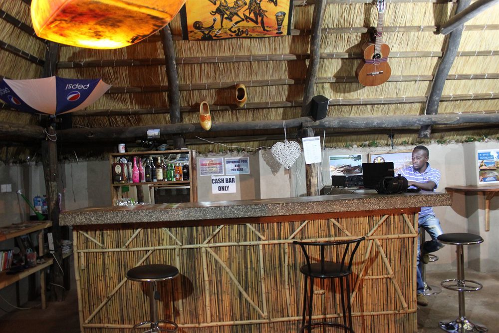Hotel Zinga Backpackers Livingstone Exterior foto